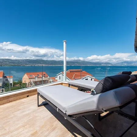 Apartments Belmat Trogir Exterior foto