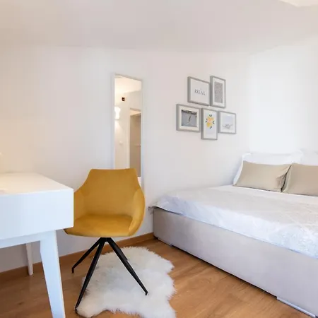 Apartments Belmat Trogir Exterior foto